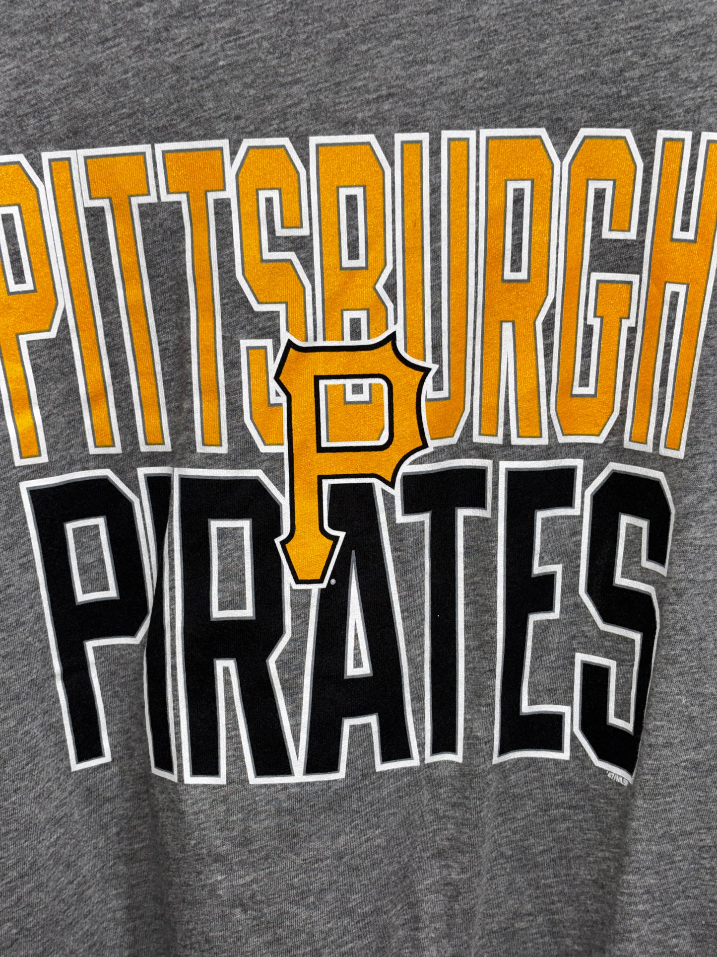 Pittsburgh Pirates Gray Long Sleeve T-Shirt size XL