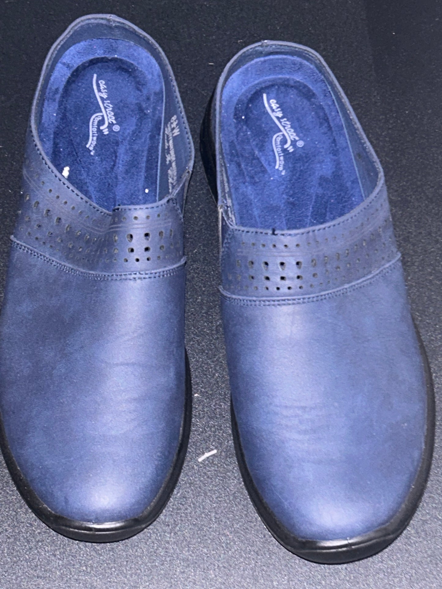Easy Street Women’s Blue Faux Leather Slip in Clogs size 8.5