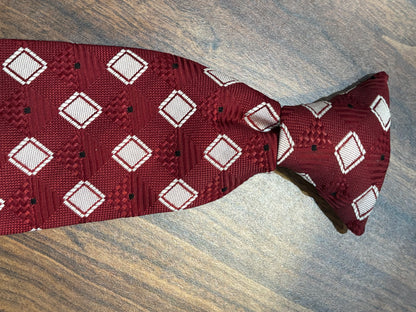 Boys Snapper Red Tie w/ white Diamond Pattern Clip On Tie 17.5”