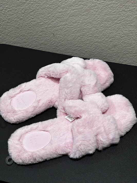 A New Day Women’s Pink Plush Slip-on Shoes