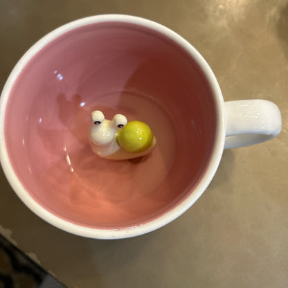 White Mug w/ Flower Design & Snail Center Piece