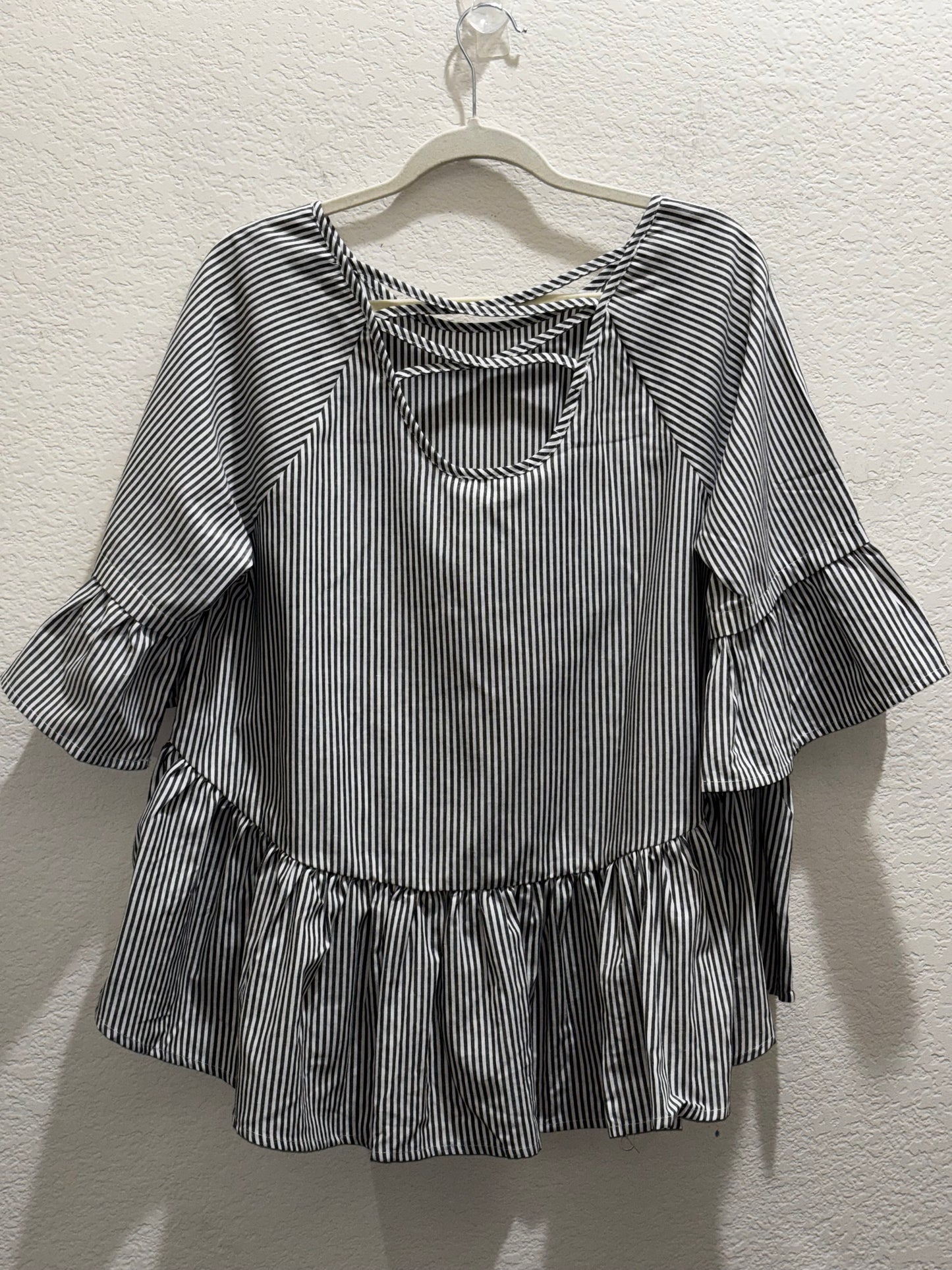 Listicle Women’s Striped Ruffle Blouse size Large