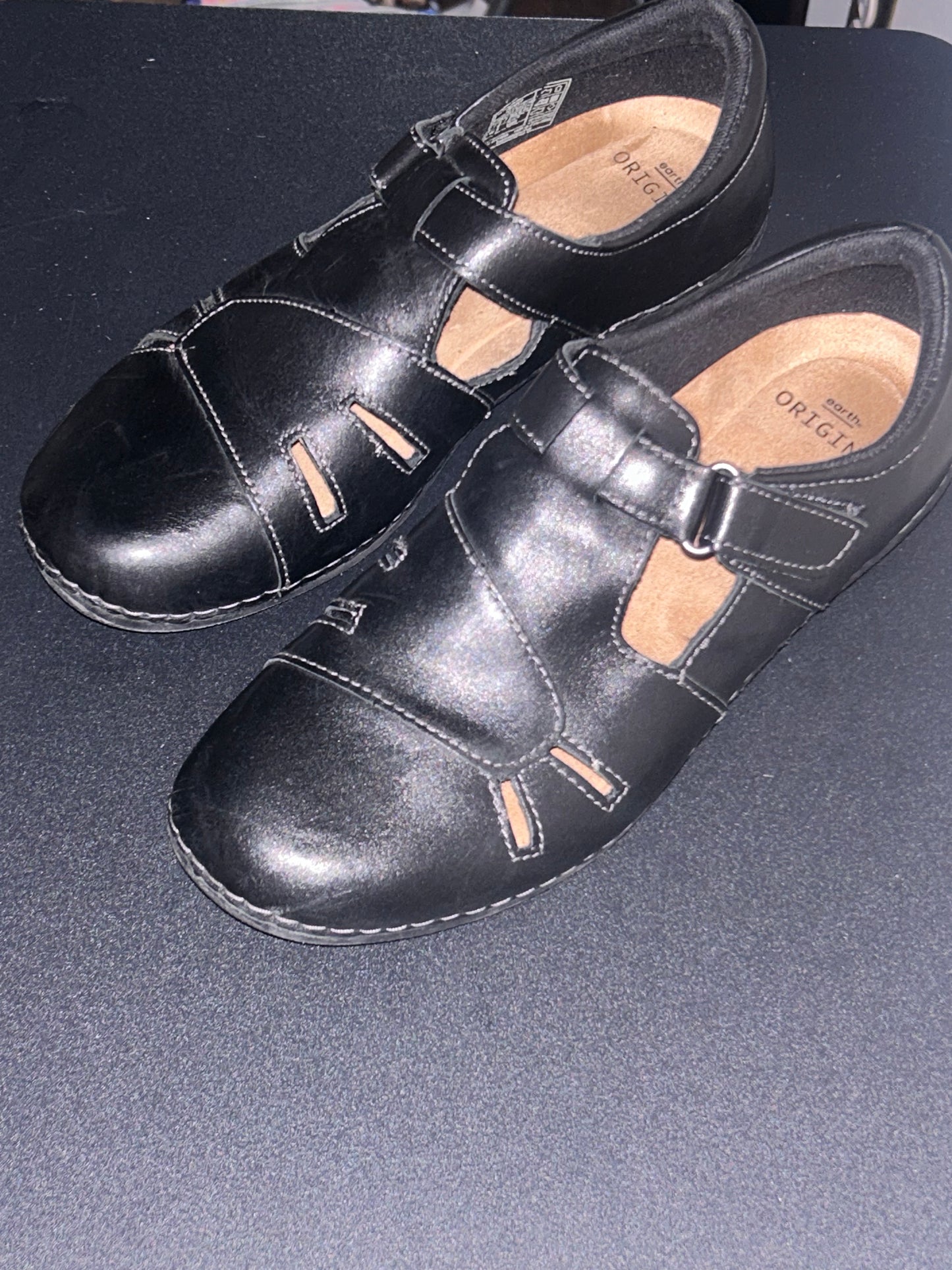 Origins Women’s Black Leather Round Toe Ankle Strap Shoes size 9