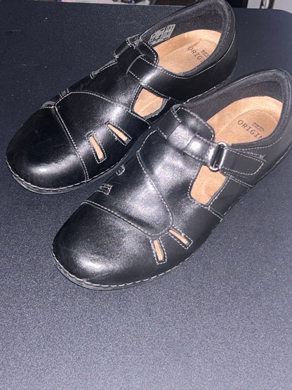Origins Women’s Black Leather Round Toe Ankle Strap Shoes size 9