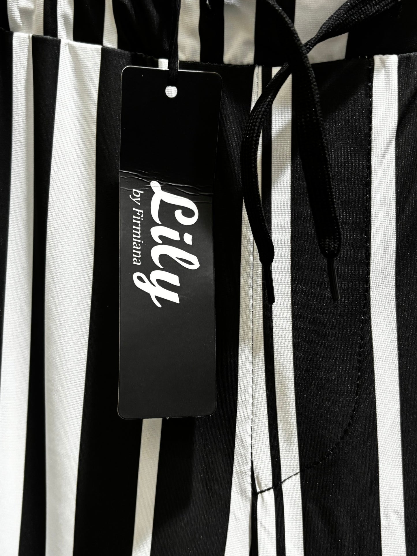 Lily by Firmiana Black and White striped Wide Leg Trouser Pants Women’s size XLarge