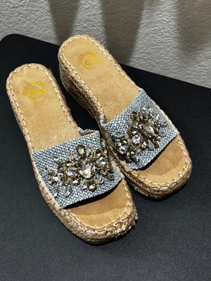 White Mountain Women’s Jean Jewel Embellished Wedge Espadrille Shoes size 8