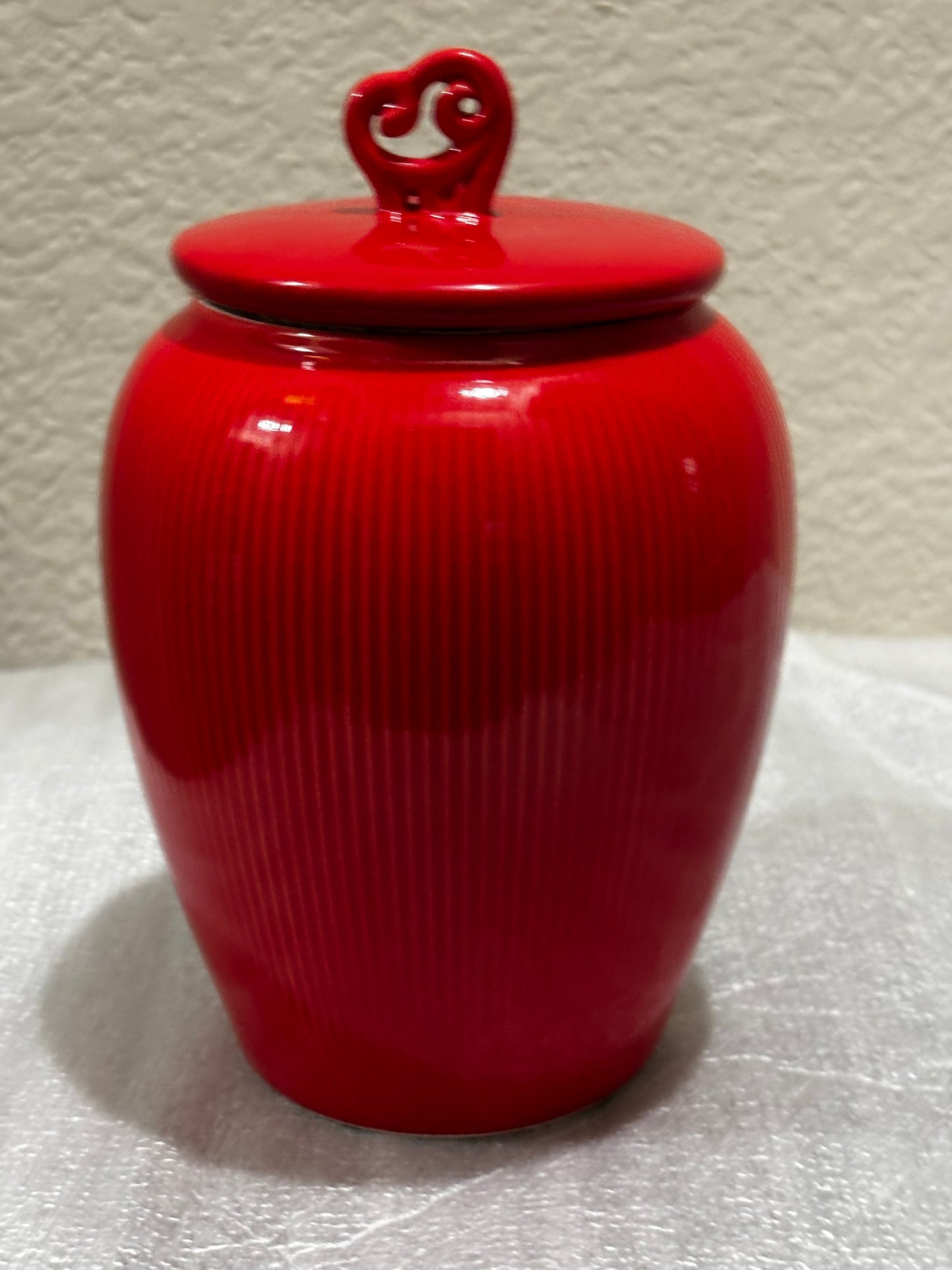 Red Oriental Jar with Lid and Gold Design