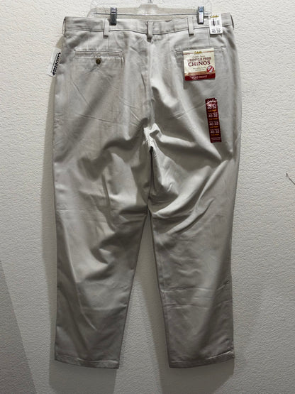 Cabela’s khaki chino style pants men’s size 40