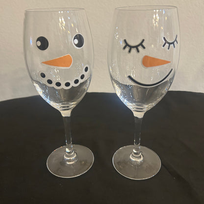 Snowman wine glasses (set up 2)9 inches tall￼