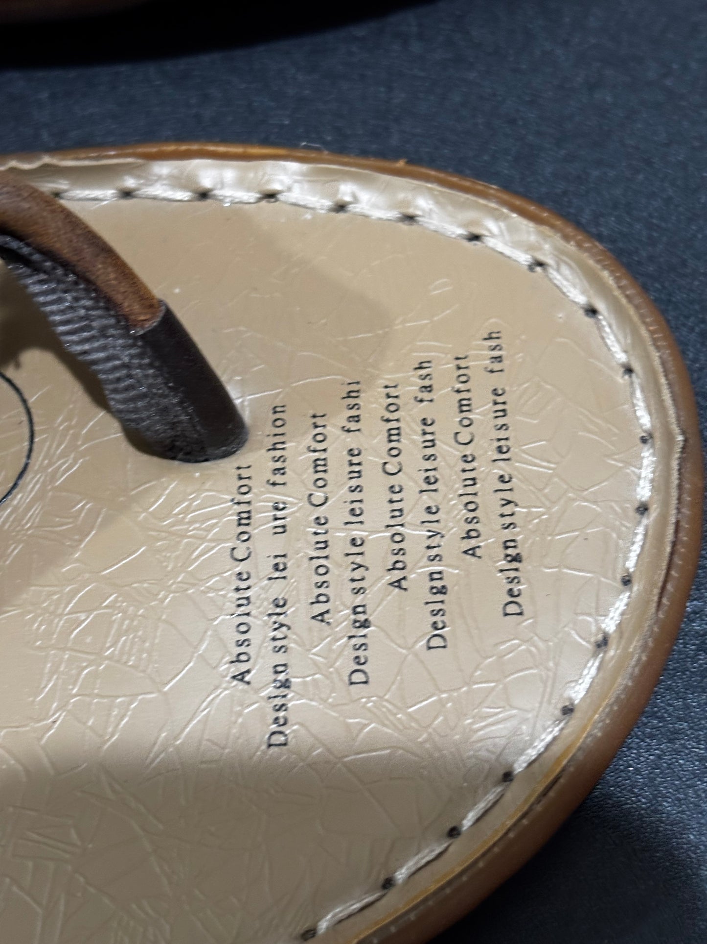 Z.Suo Men’s Brown Leather Flip Flops size 12