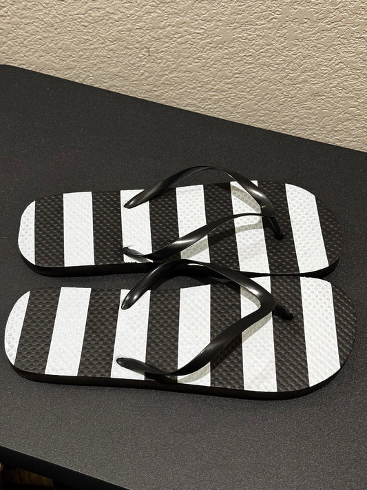 Women’s Black White Striped Flip Flops size 9/10