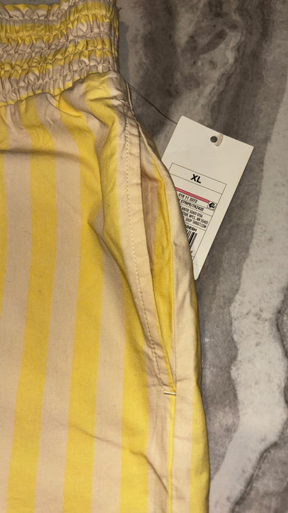 Tan Yellow Striped Elastic Waste Women’s Shorts size XL