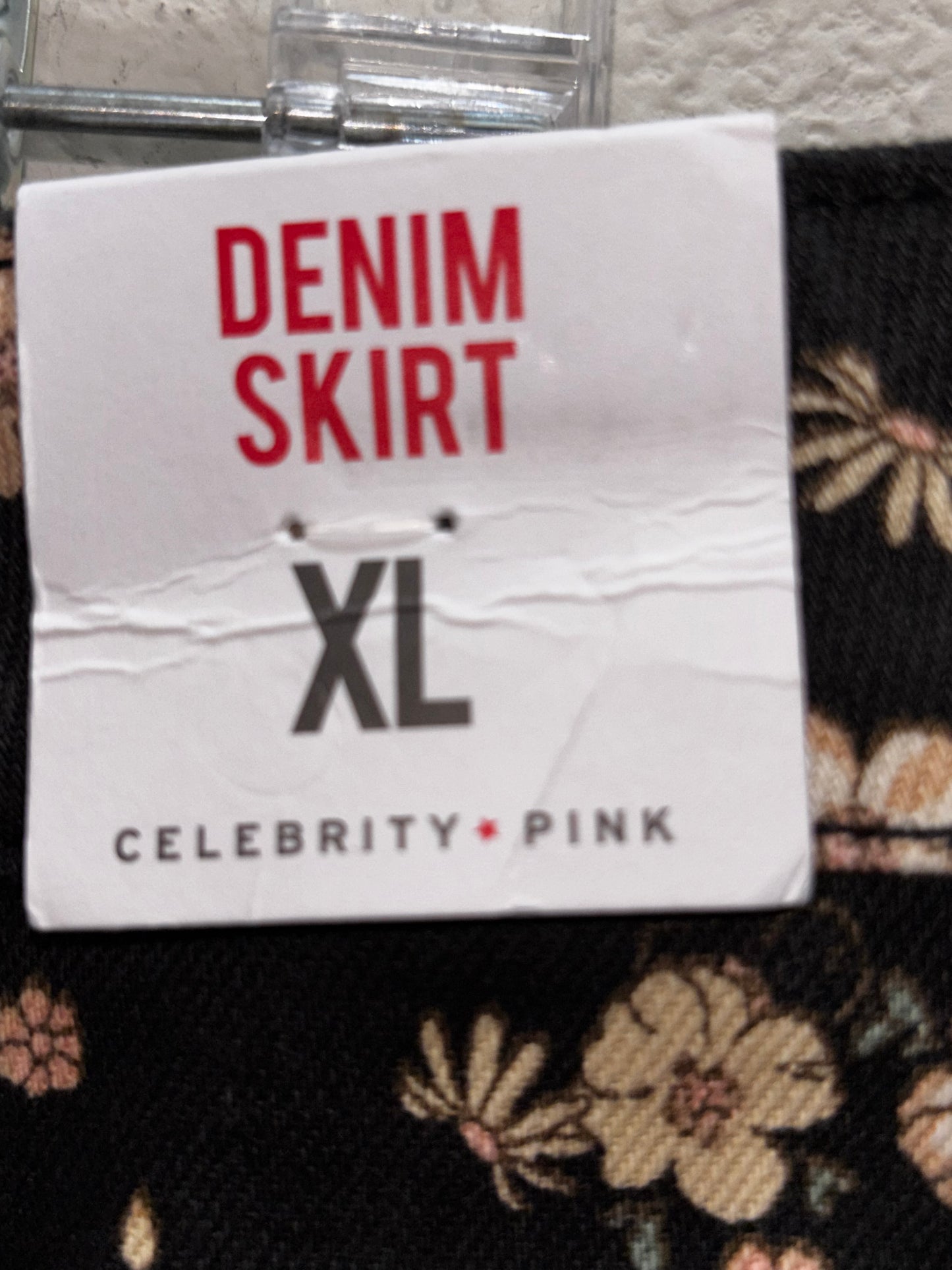 Celebrity Pink Women’s Black floral Denim skirt size XL