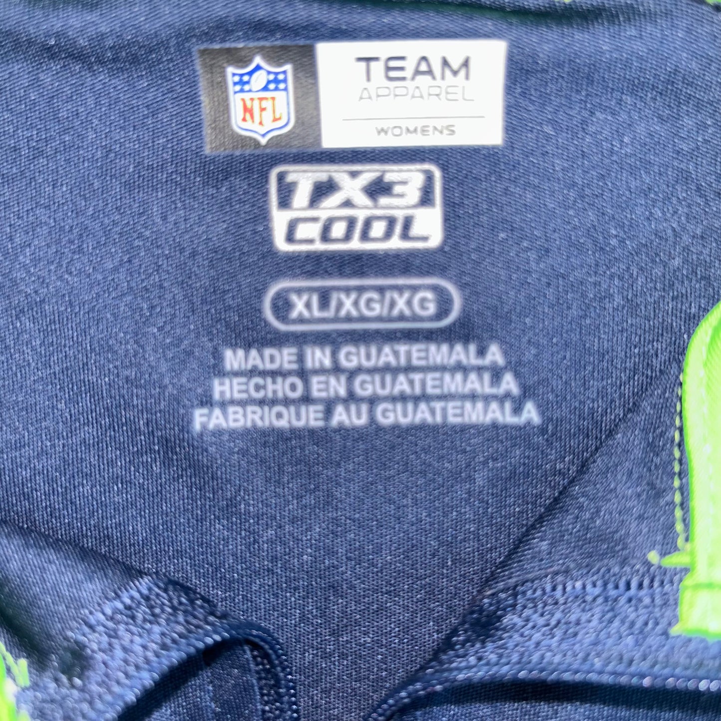 Women’s Team Apparel NFL Seattle Seahawks 1/4 zip Long sleeve Pullover shirt size XLarge