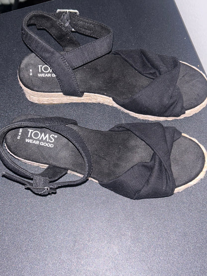 TOMS Women’s Black Wedge Espadrilles size 7.5