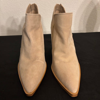 Vince Camuto tan suede leather ankle boot women’s size 11