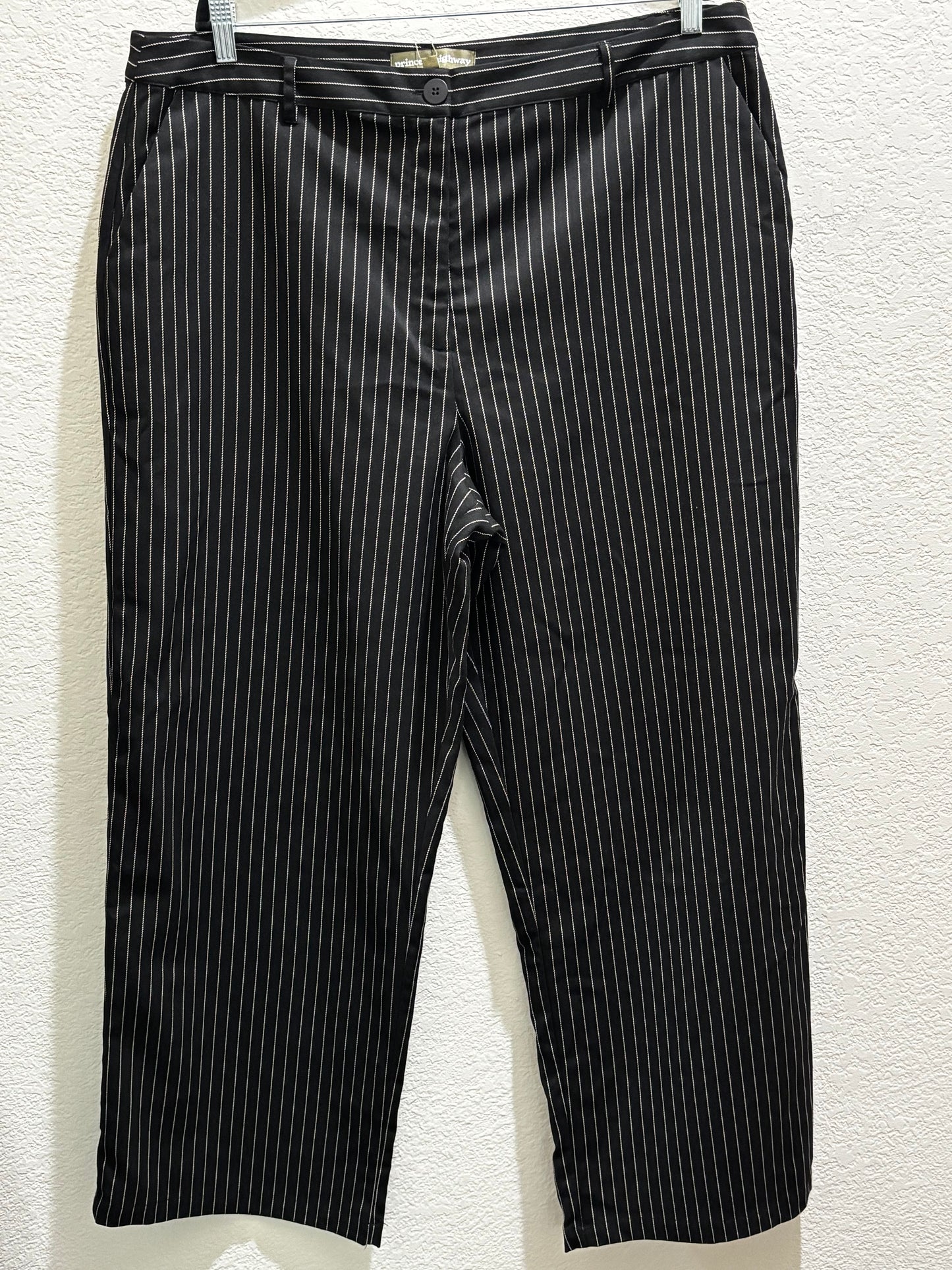 Prince Highway Women’s Black White Pinstriped Wide Leg Trousers size 20