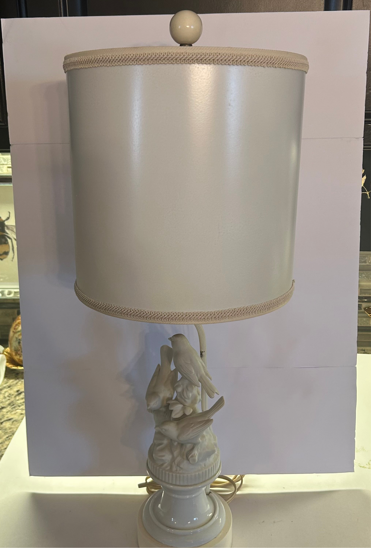 Vintage porcelain and ceramic White Bird Lamp