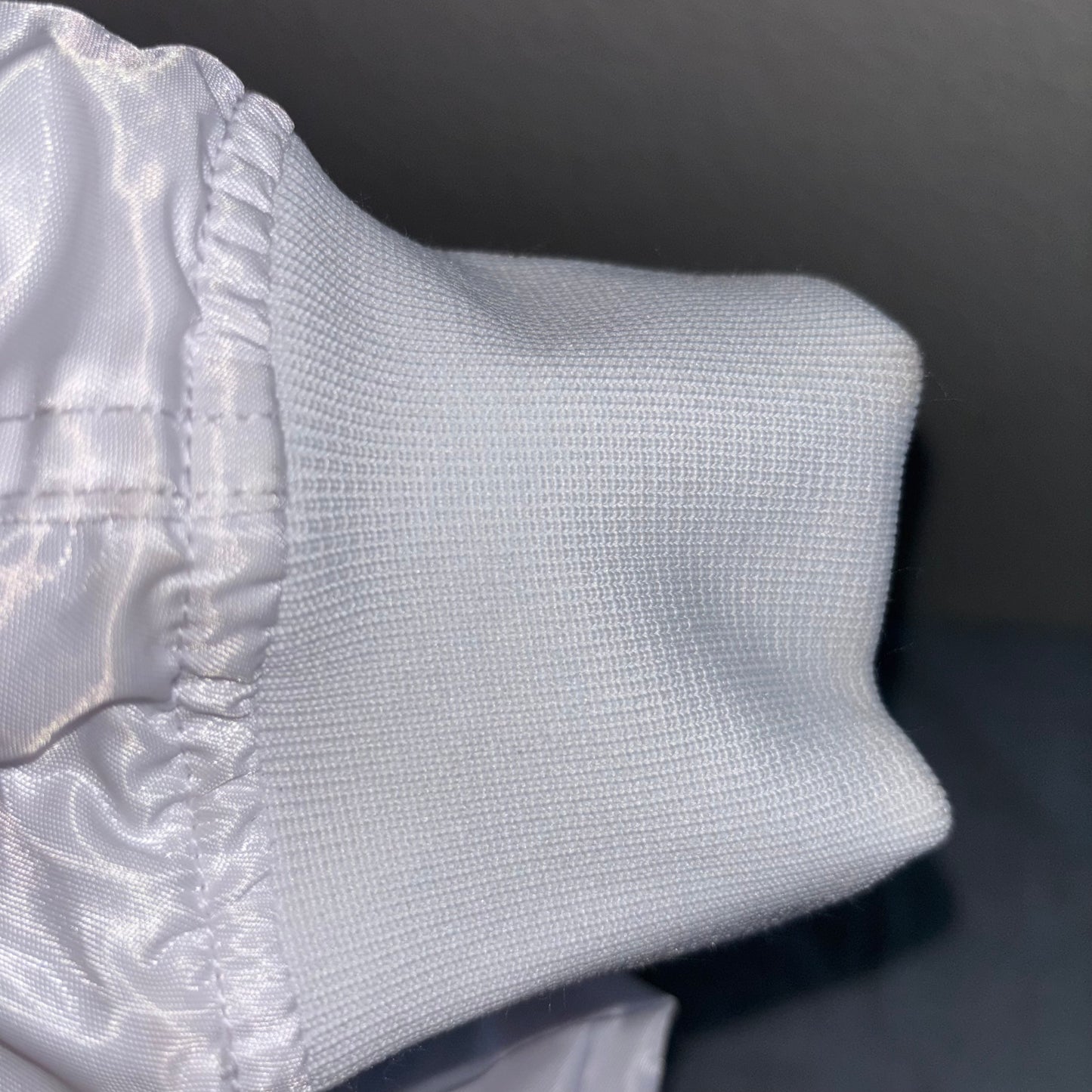 White bomber jacket, embroidered hip-hop characters men’s XL NWT