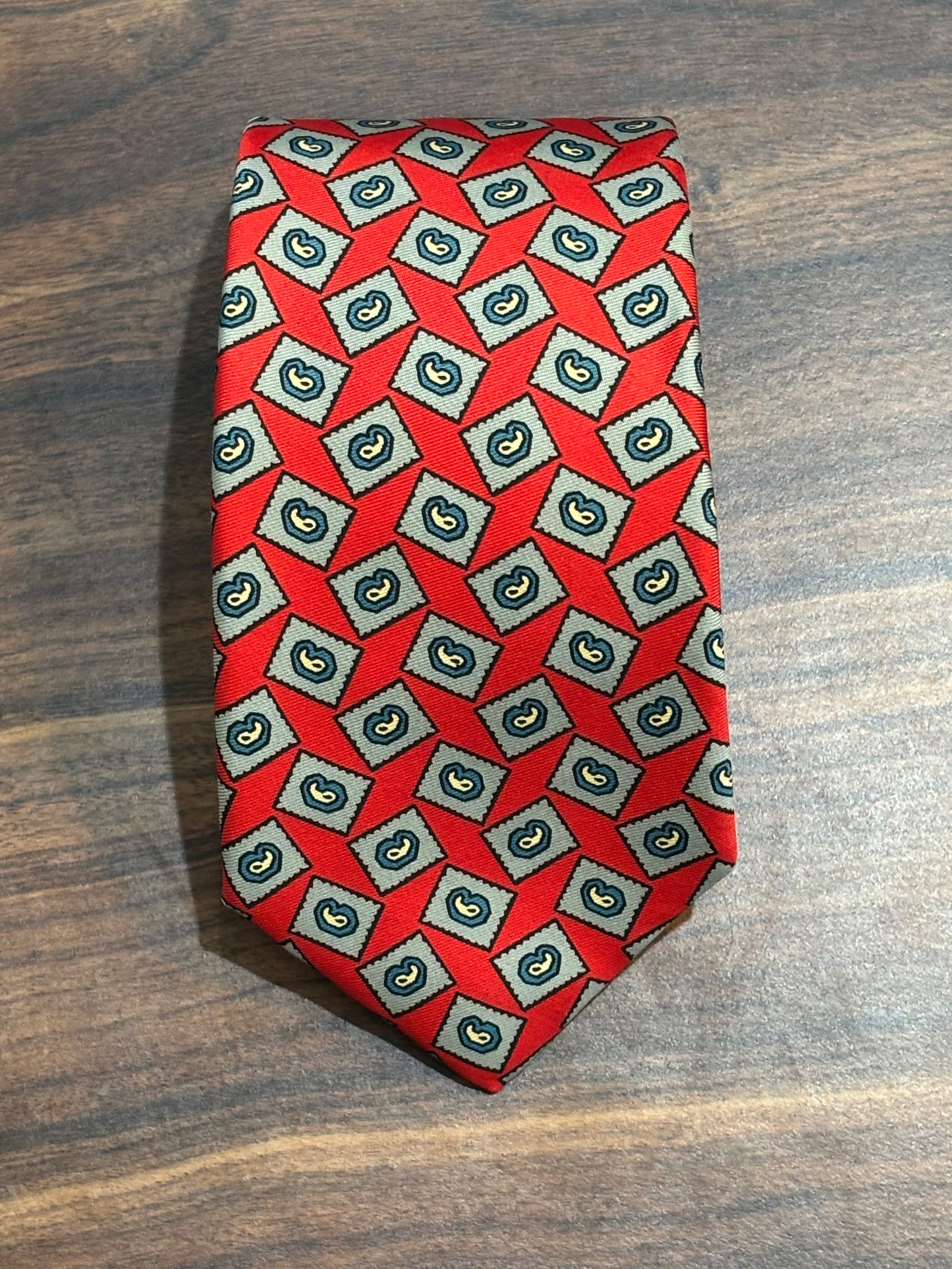 Frankels Des Moines Red Tie w/ Geometric Design 55” 100% Silk