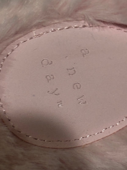 A New Day Women’s Pink Plush Slip-on Shoes