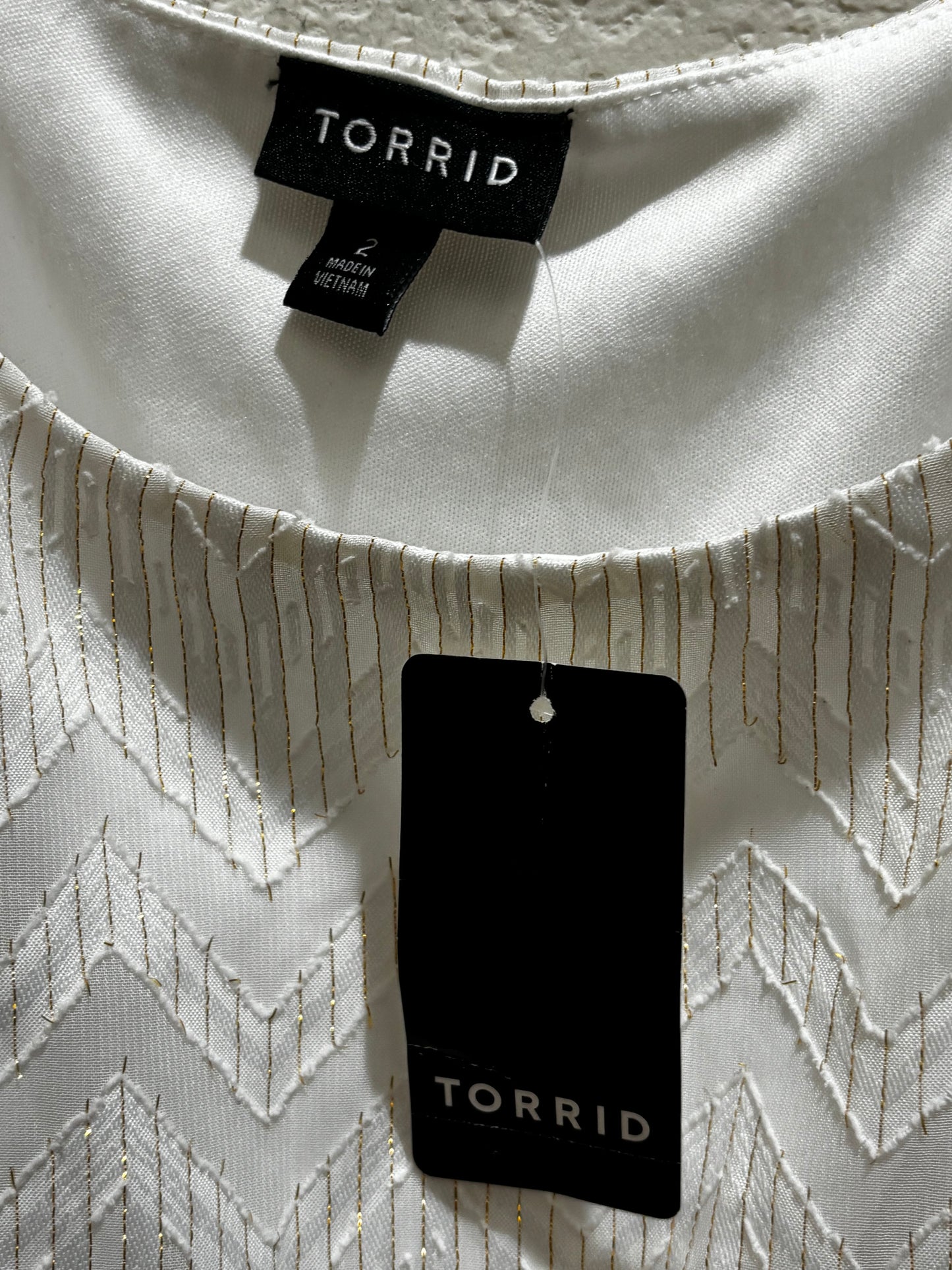 Torrid White Sleeveless Strap Dress with Pockets Chevron Design Women’s size 2 (18/20) NWT