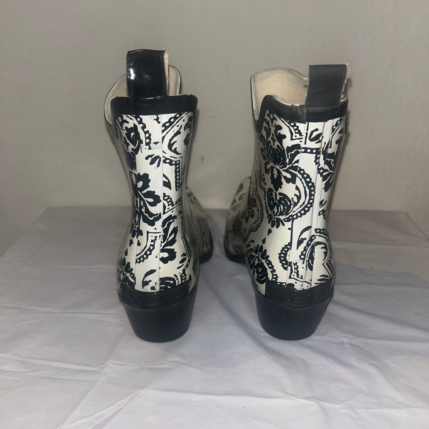 Women’s cowboy ankle rain boots size 10