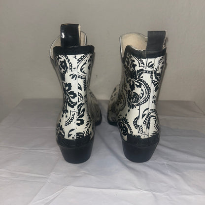 Women’s cowboy ankle rain boots size 10