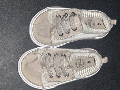 Kids Tan Laced Shoes Toddler size 4