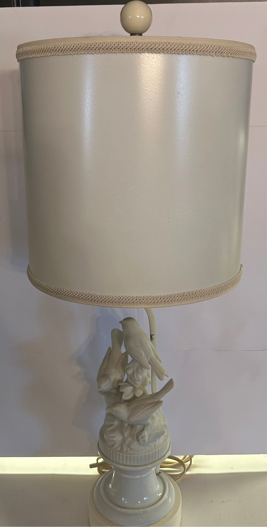 Vintage porcelain and ceramic White Bird Lamp
