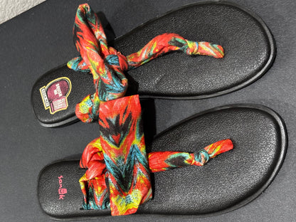 Sanuk Women’s Multicolor Sandals size 9