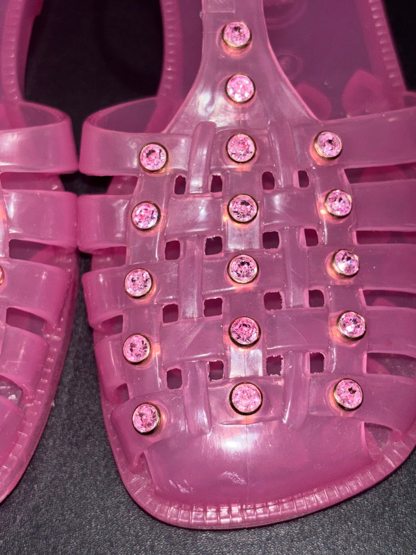 Pink With Rhinestone Design Jelly Shoes size 4 by Wonder Nation