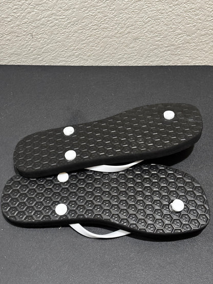 Women’s Floral Pattern Flip Flops size 9