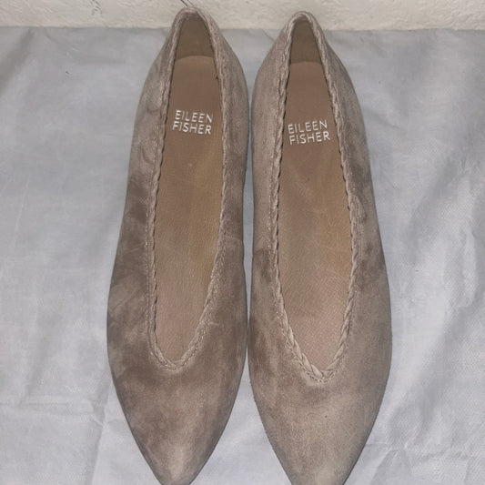 Eileen Fisher suede taupe flats women’s size 5 NWOT