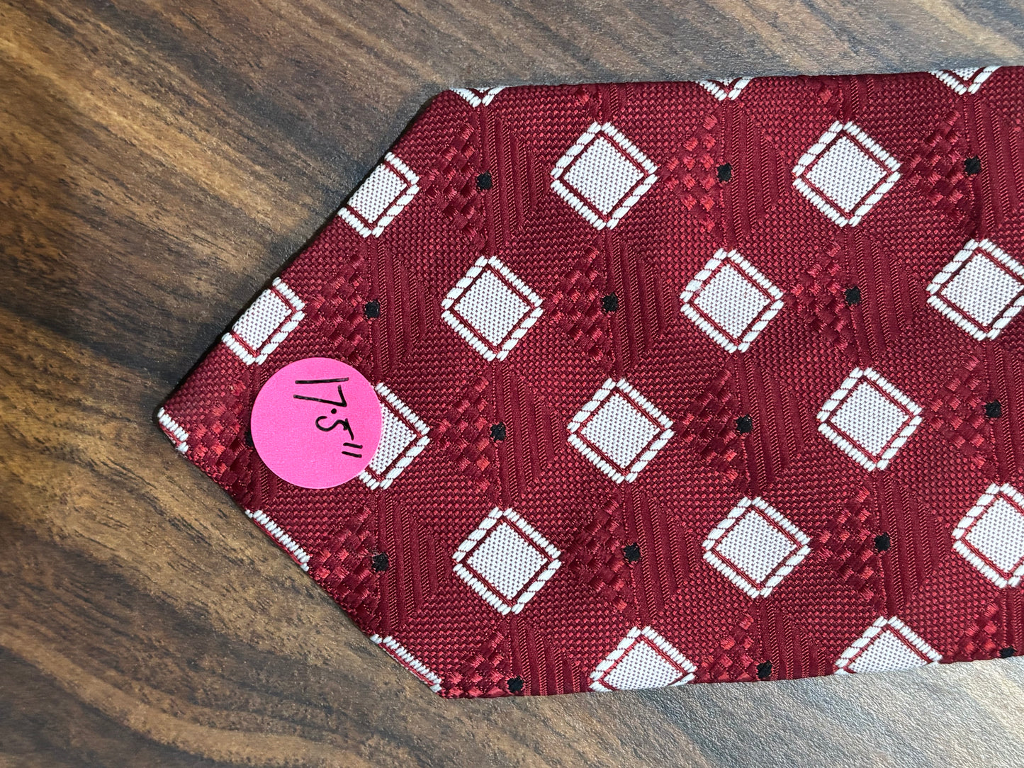 Boys Snapper Red Tie w/ white Diamond Pattern Clip On Tie 17.5”