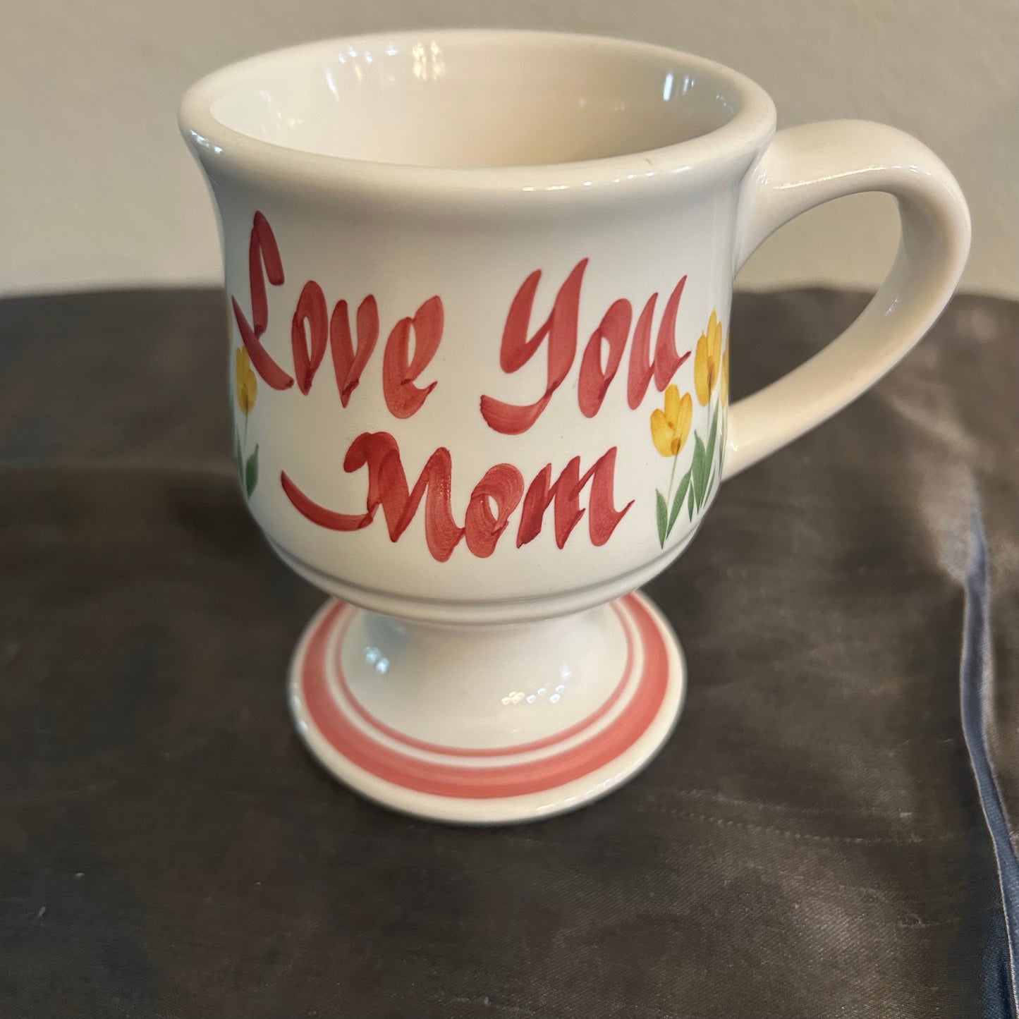 “Love You Mom” Mug w/ Flowers 8oz