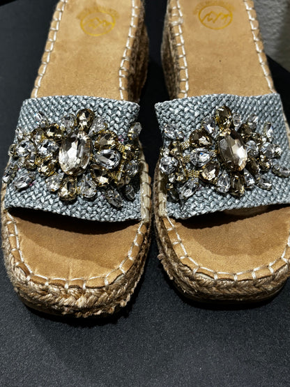 White Mountain Women’s Jean Jewel Embellished Wedge Espadrille Shoes size 8