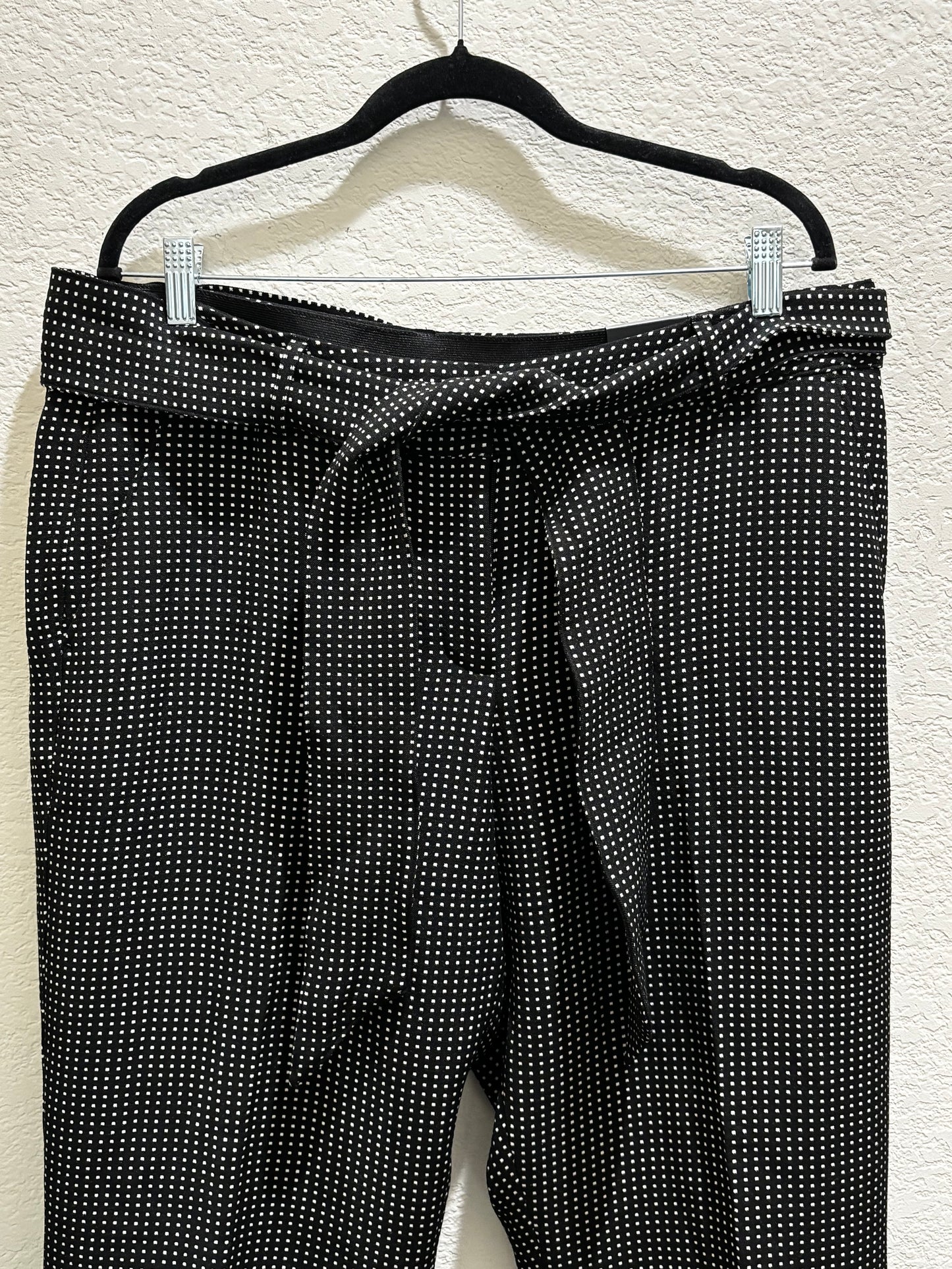 Lane Bryant Black Polka Dot Wide Leg Trouser Pants with Belt size 16