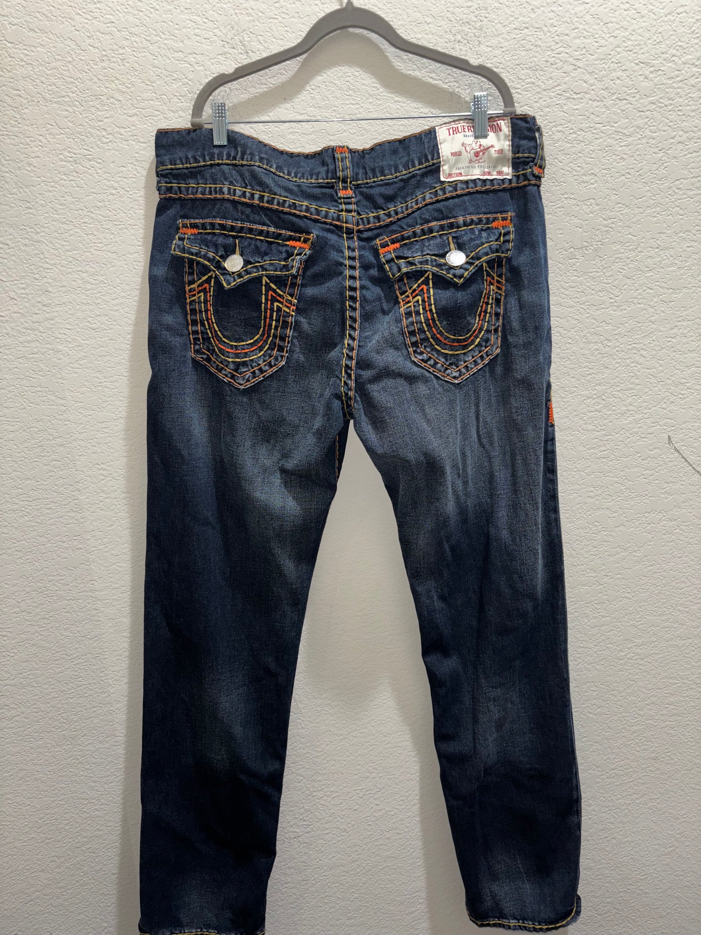 True Religion “Ricky” Relaxed Straight Leg Jeans Size 38