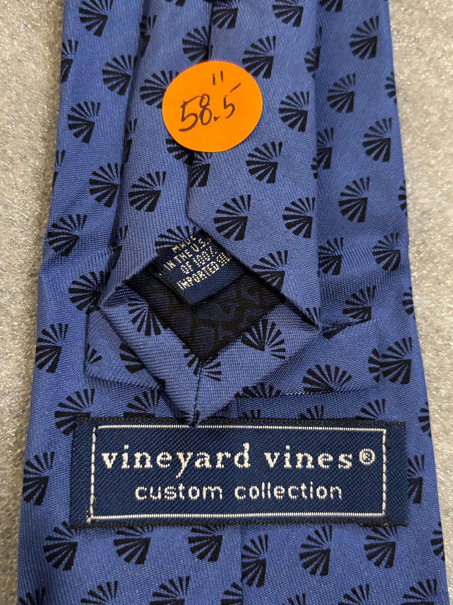 vineyard vines Blue 58.5in 100% Silk Tie