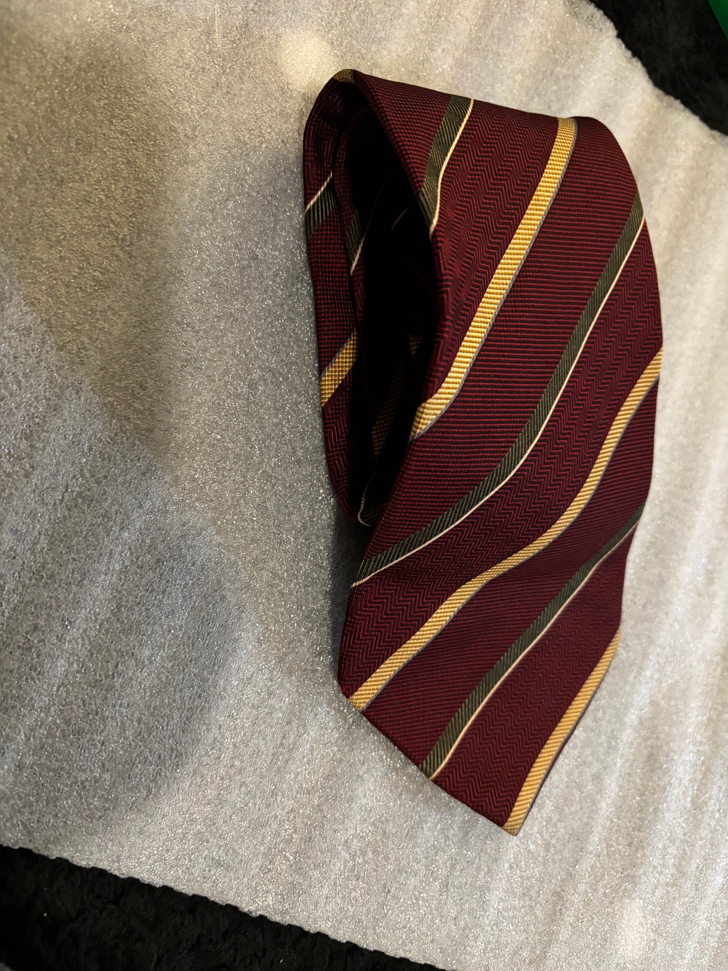 Nautica Burgundy Gold & Black Stripe 100% Silk 58in Tie