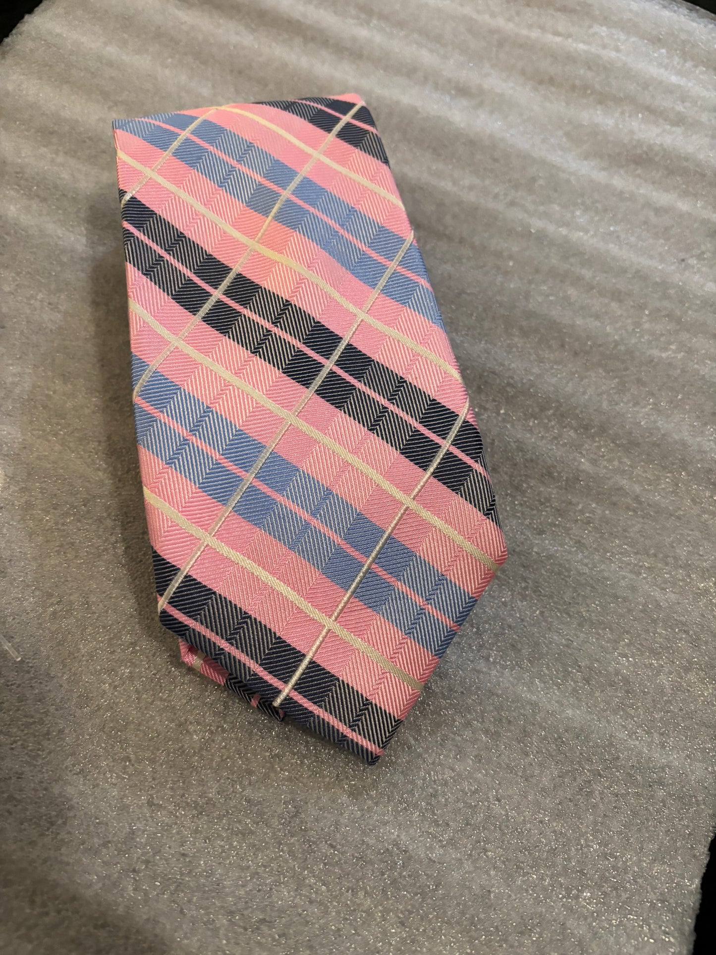 Nautica Pink w/ Stripes 100% Silk 60.5in Tie