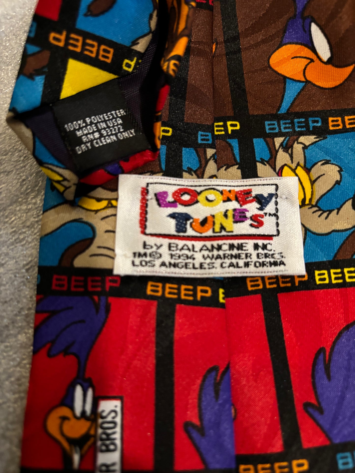 Looney Tunes 100% Polyester 58in Tie