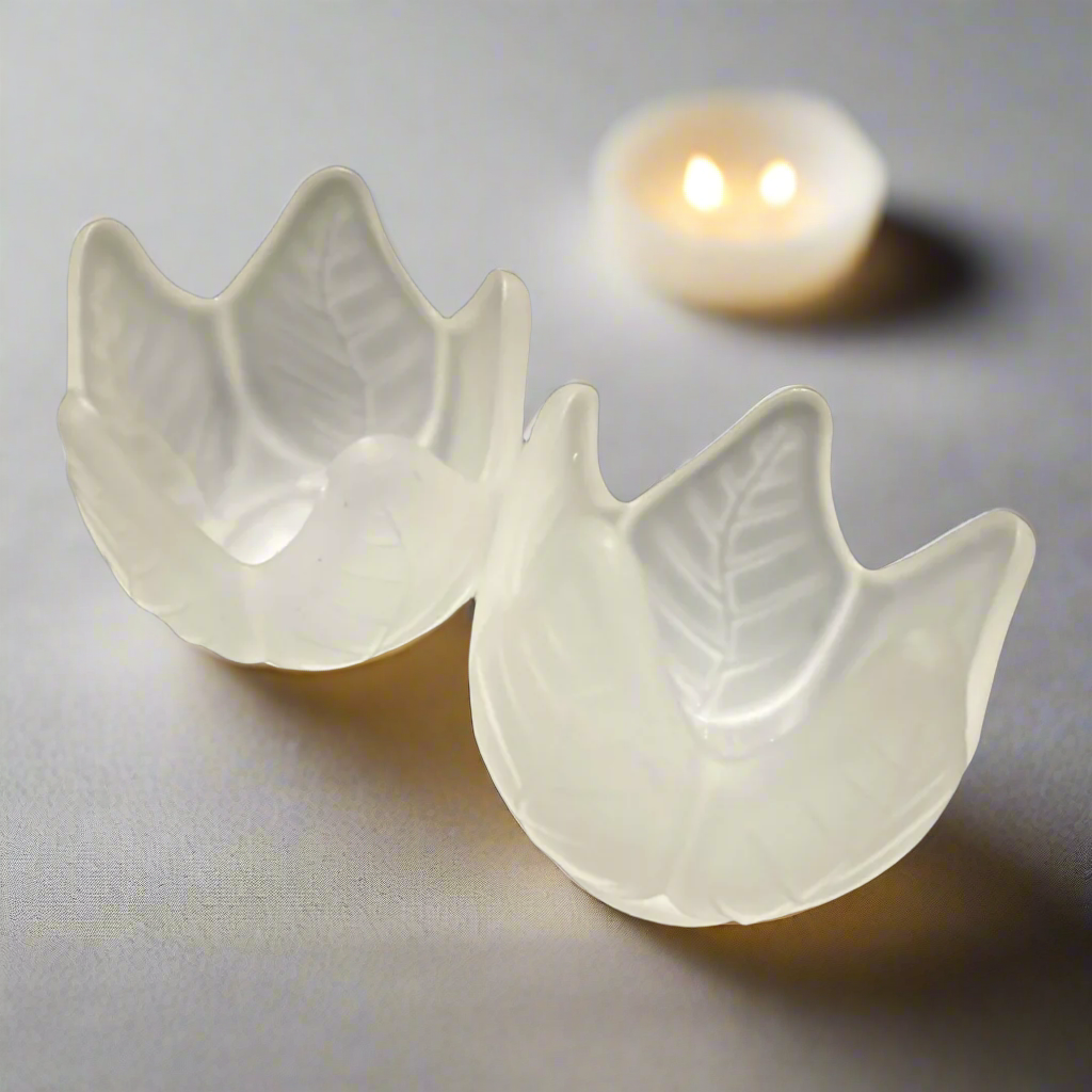 Partylite Frosted Lotus Blossom tealights