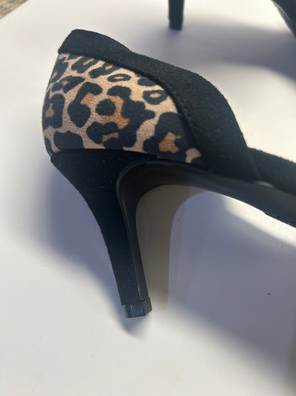 Life Stride Leopard High Heels Womens size 9 New