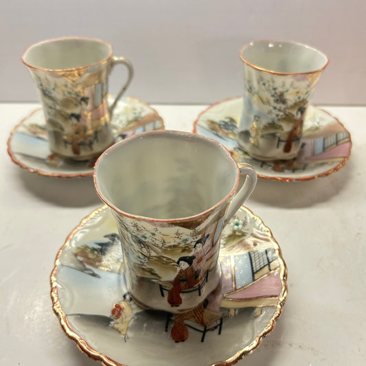 Vintage Oriental Designed Tea Cup and Saucer (Set of 3)
