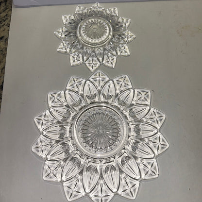 Vintage Federal Glass Flower Design Plate Set