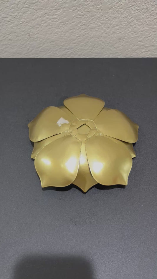 Gold Metal Flower Tealight holder